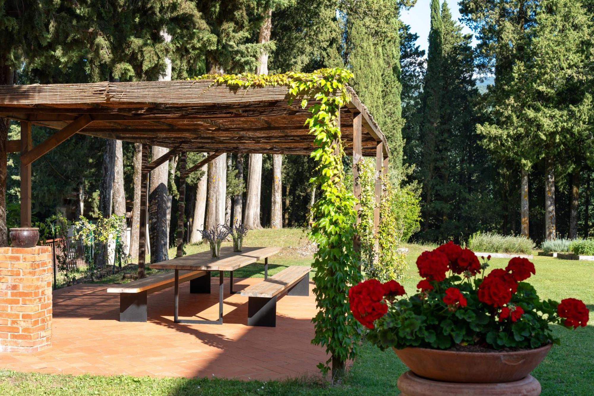 Podere Castellare Pelago Exterior photo